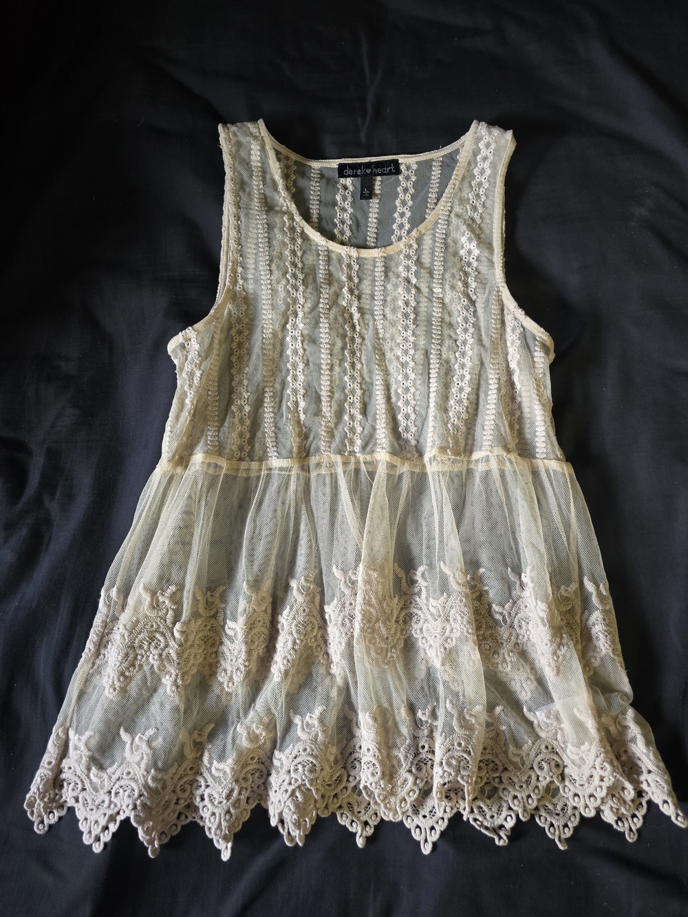 Derek Heart Sheer Lace-Trim Sleeveless Camisole - Cream